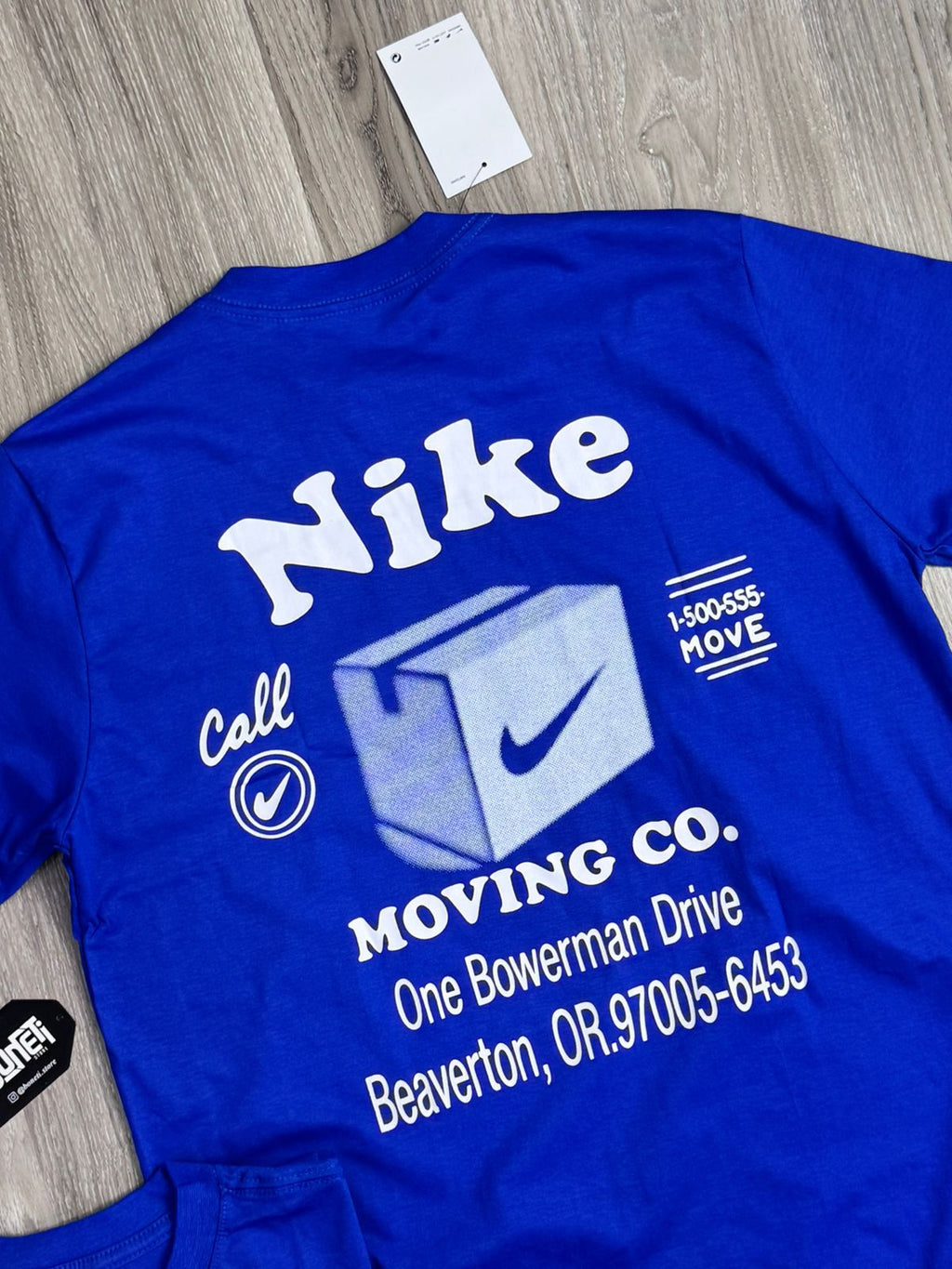 CAMISETA NK MOVING CO - AZUL ROYAL