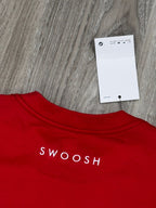 CAMISETA NK SWOOSH + JUST DO IT 25 - VERMELHA