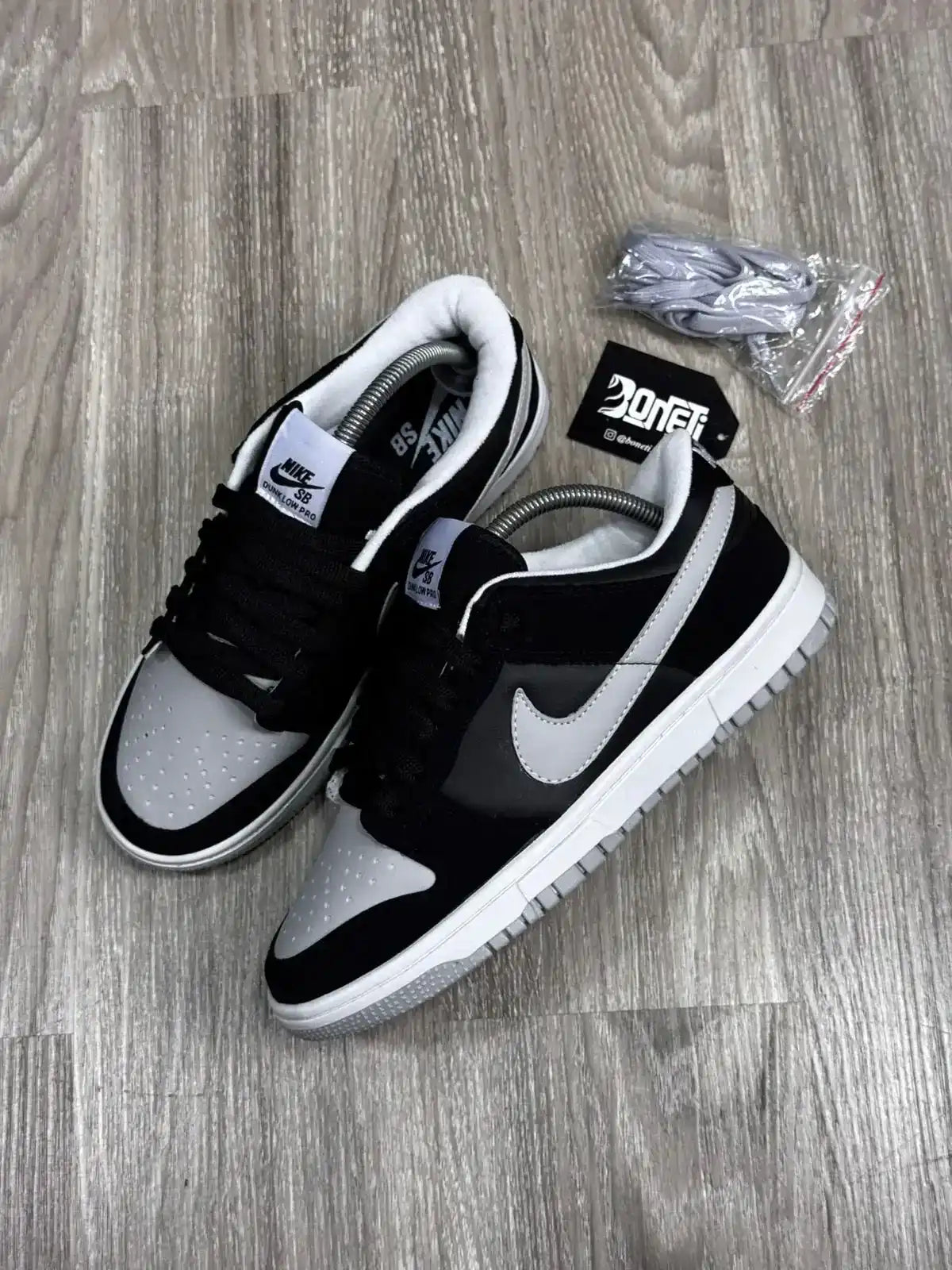 TÊNIS NK DUNK - PRETO E CINZA