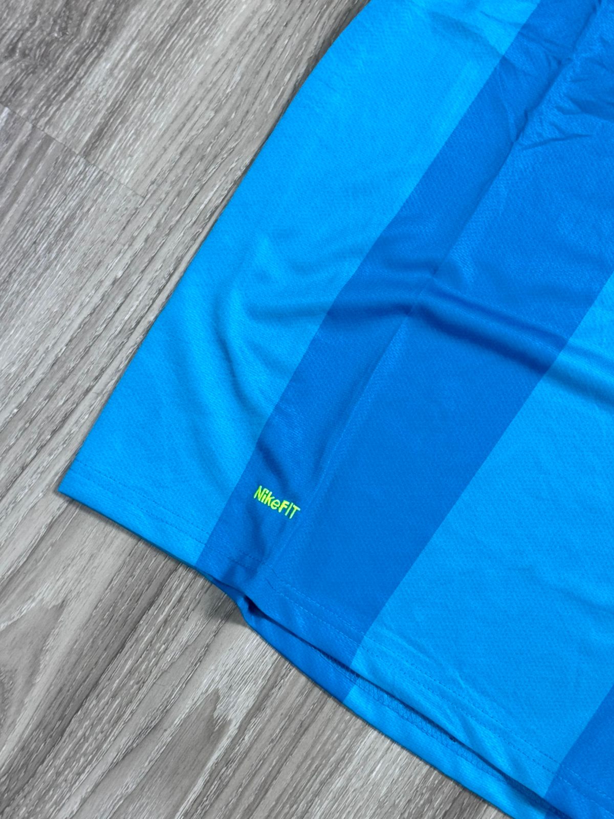 CAMISA RETRÔ BARCELONA 2007 RONALDINHO - AZUL