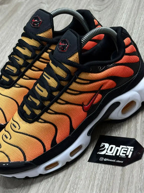 TÊNIS NK AIR MAX PLUS TN - SUNSET ORANGE