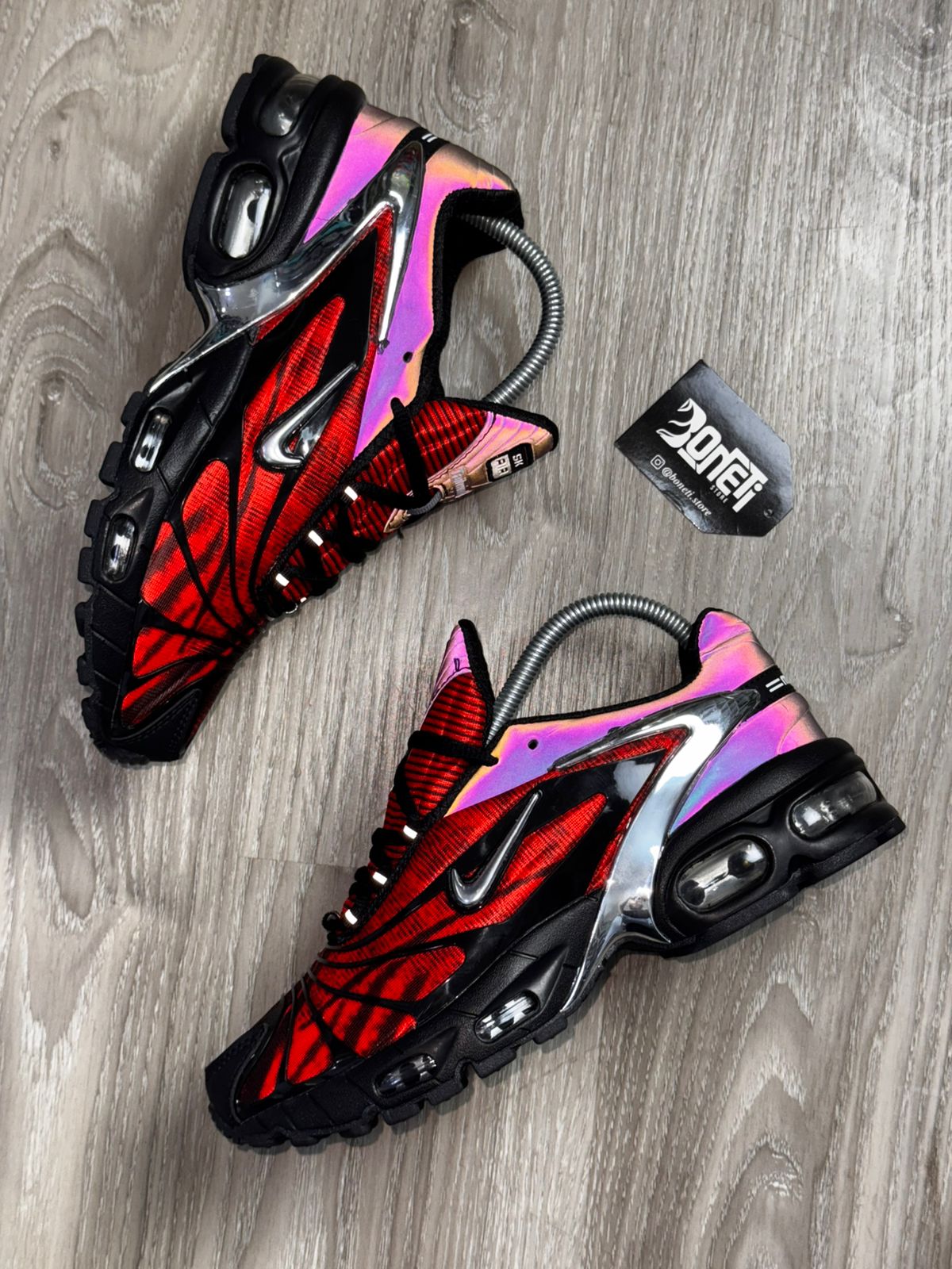 TÊNIS NK AIR MAX TAILWIND X SKEPTA - VERMELHO