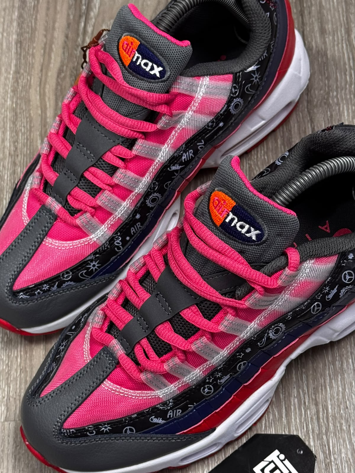 TÊNIS NK AIR MAX DOODLES - PURPLE RACER PINK