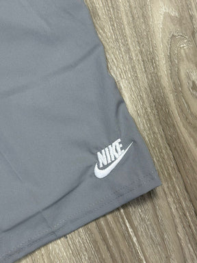 SHORTS TACTEL NK CLUB BORDADO - SMOKE GREY