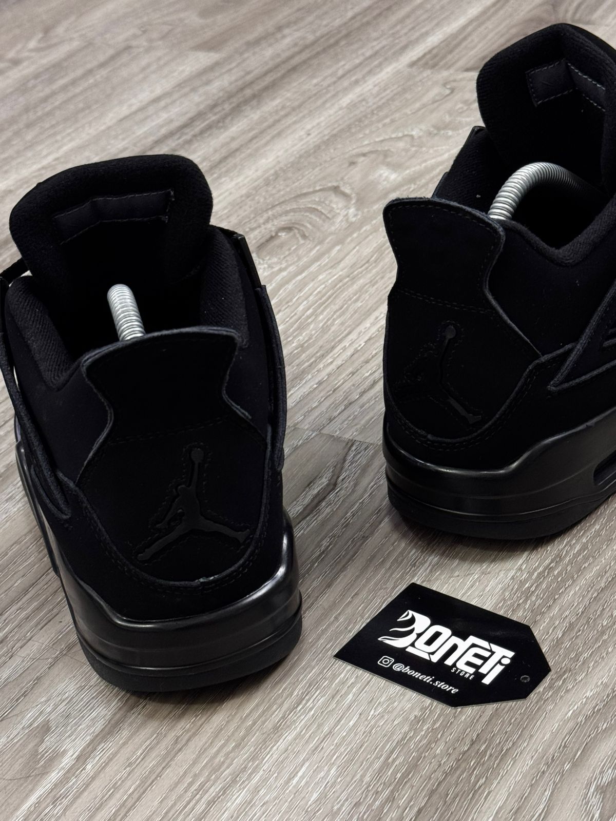 TÊNIS NK JORDAN 4 RETRÔ - BLACK CAT – Boneti Store | Oficial