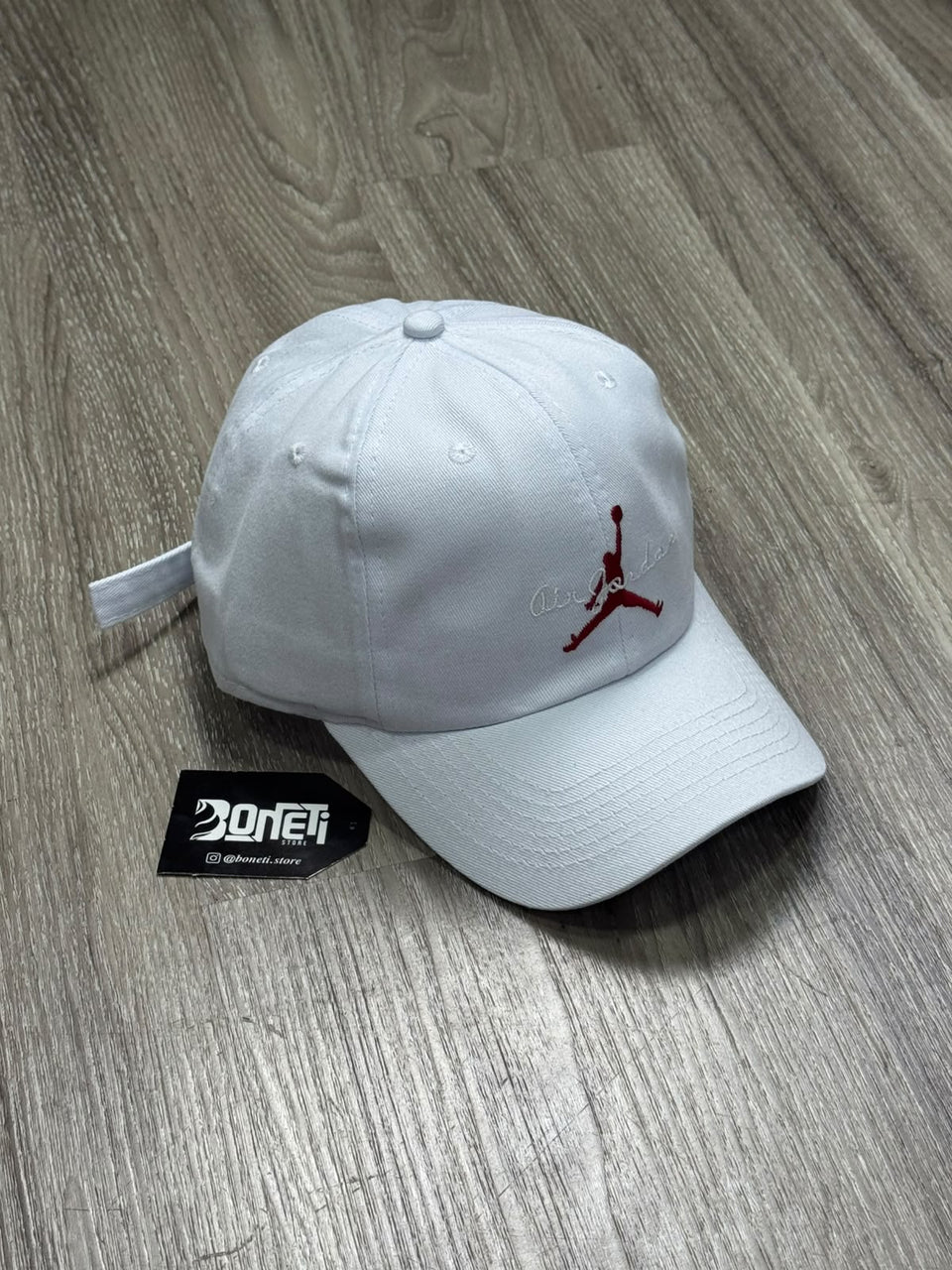 BONÉ AIR JORDAN CLUB SCRIPT - BRANCO