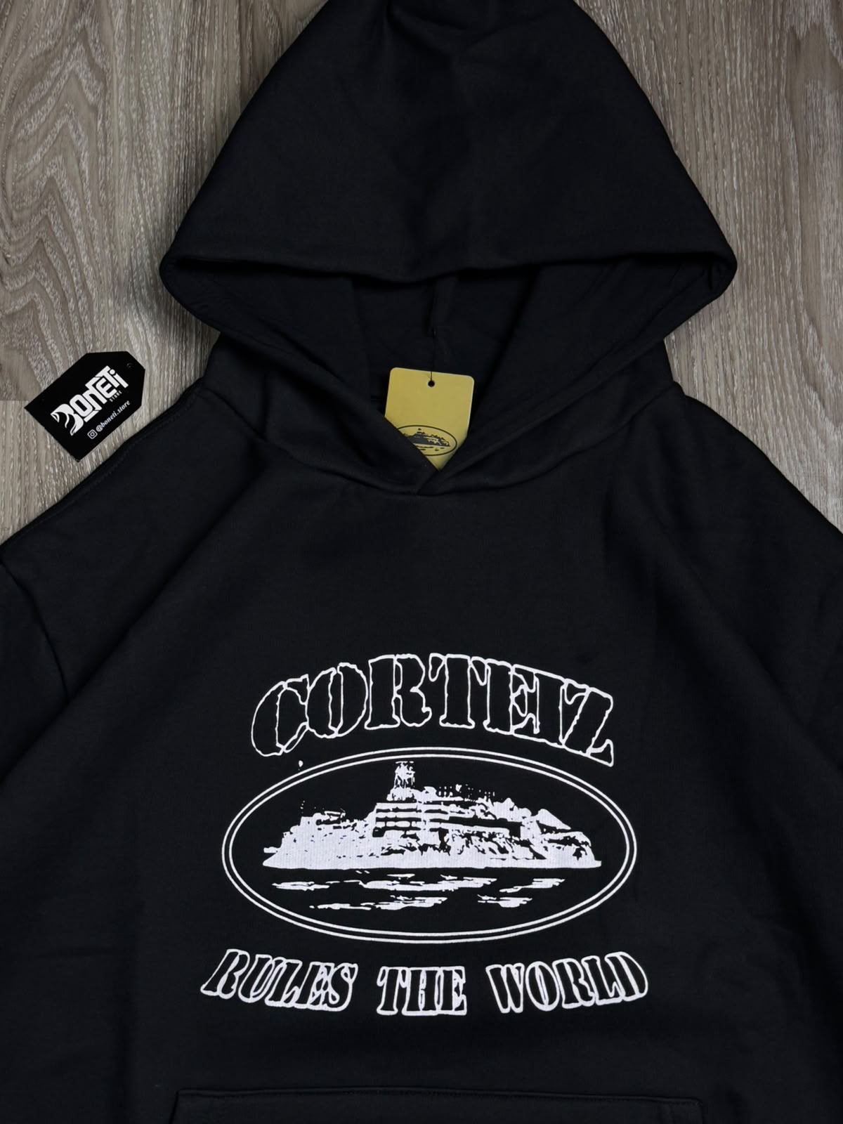 MOLETOM CANGURU CORTEIZ RULES THE WORLD - PRETO