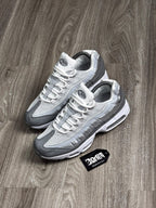 TÊNIS NK AIR MAX 95 - PARTICLE GREY