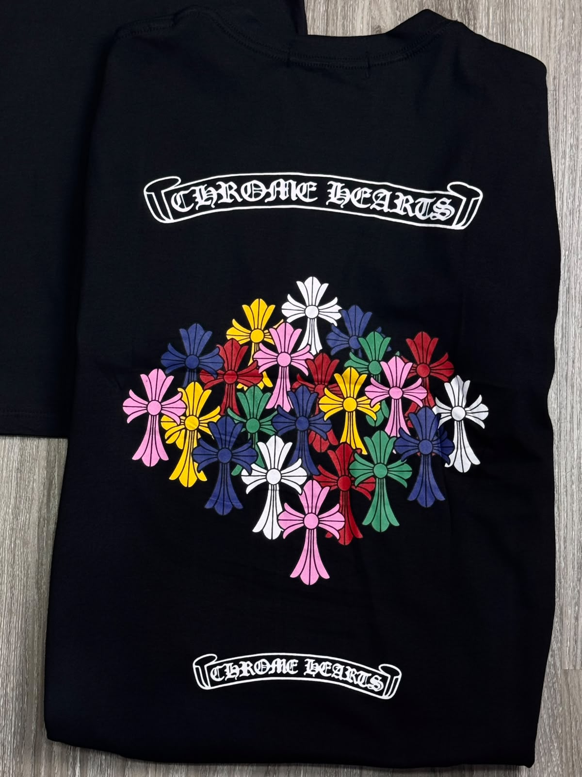 CAMISETA CHROME HEARTS MULTICOLOR CROSS - PRETA