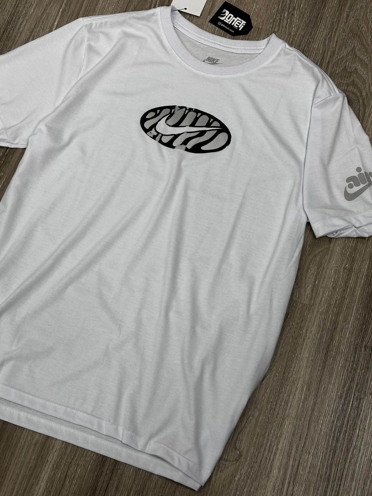 CAMISETA NK SPORTSWEAR MAX90 - BRANCO