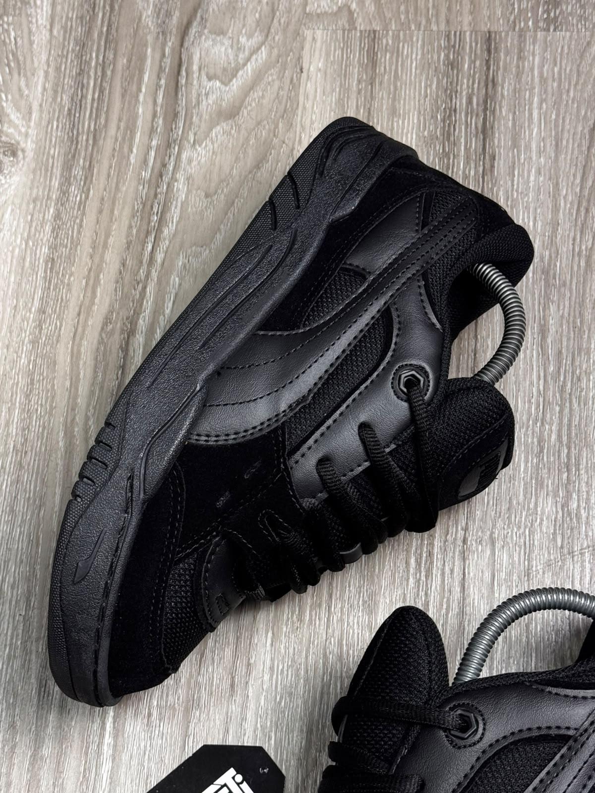 TÊNIS PM 180 - PRETO