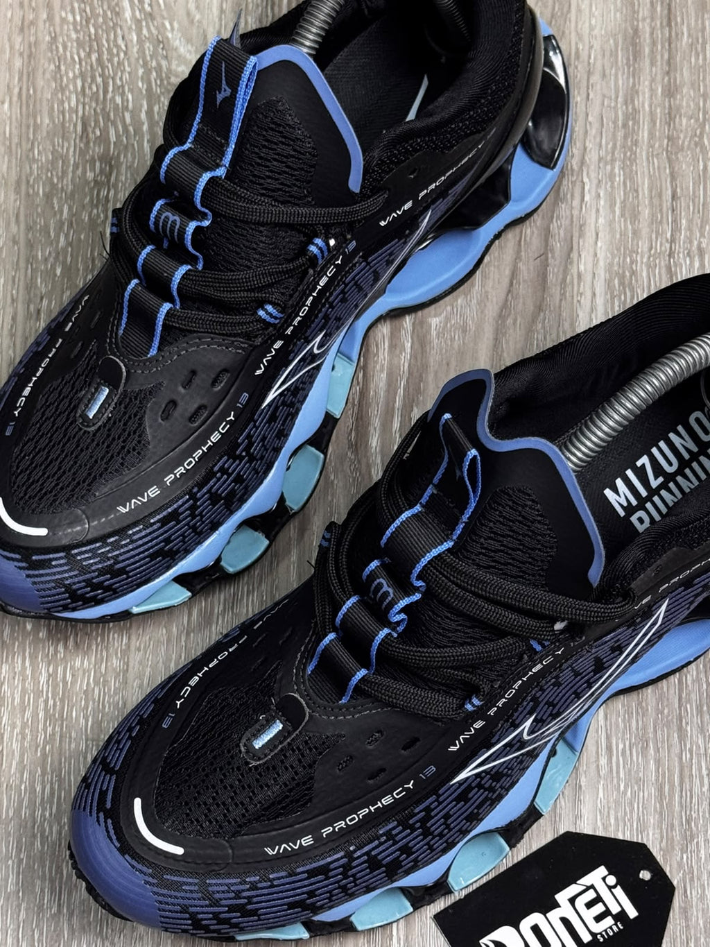 TÊNIS MZN WAVE PROPHECY 13 - PRETO E AZUL
