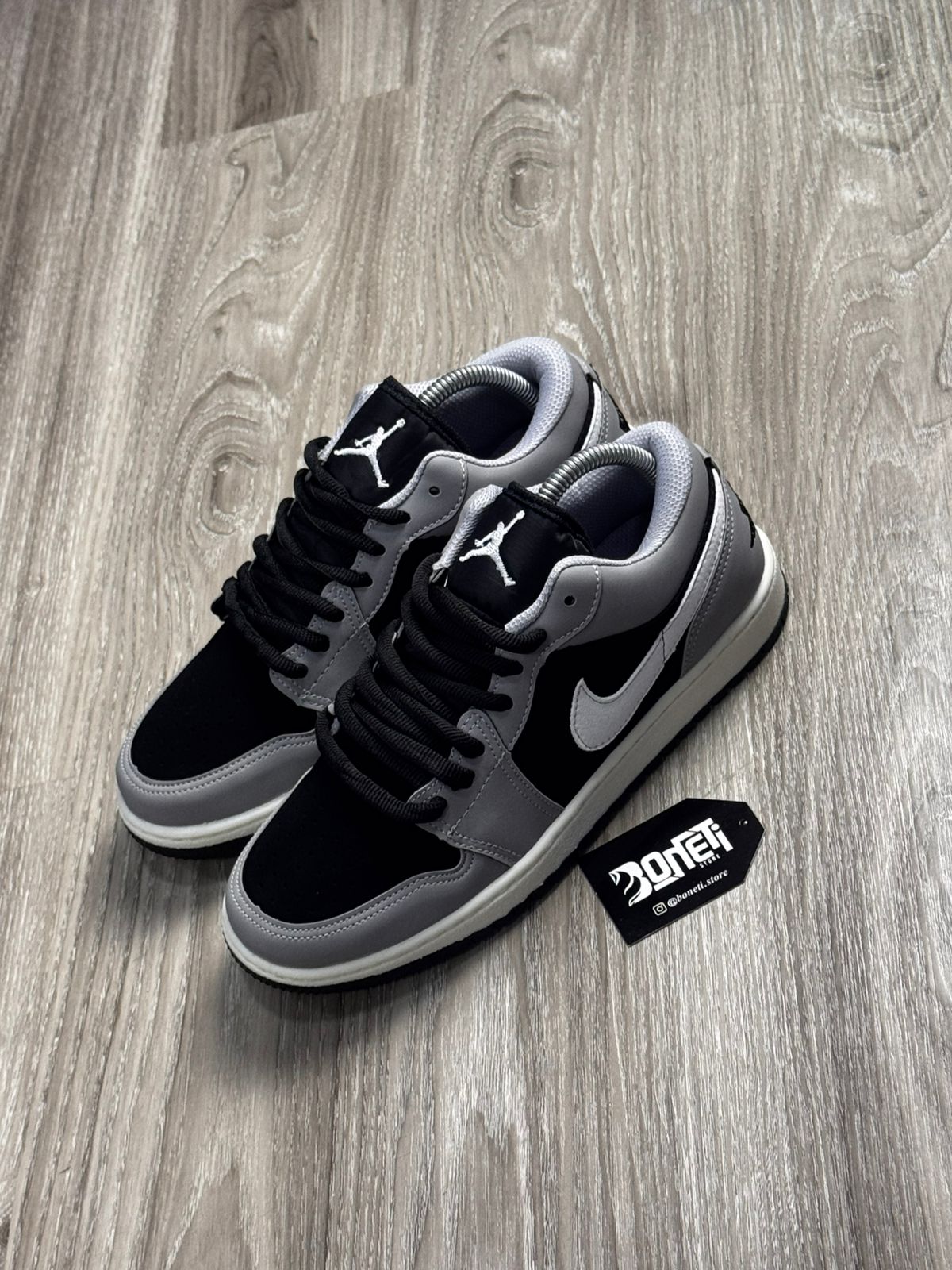 TÊNIS NK JORDAN 1 - GRAFITE BLACK