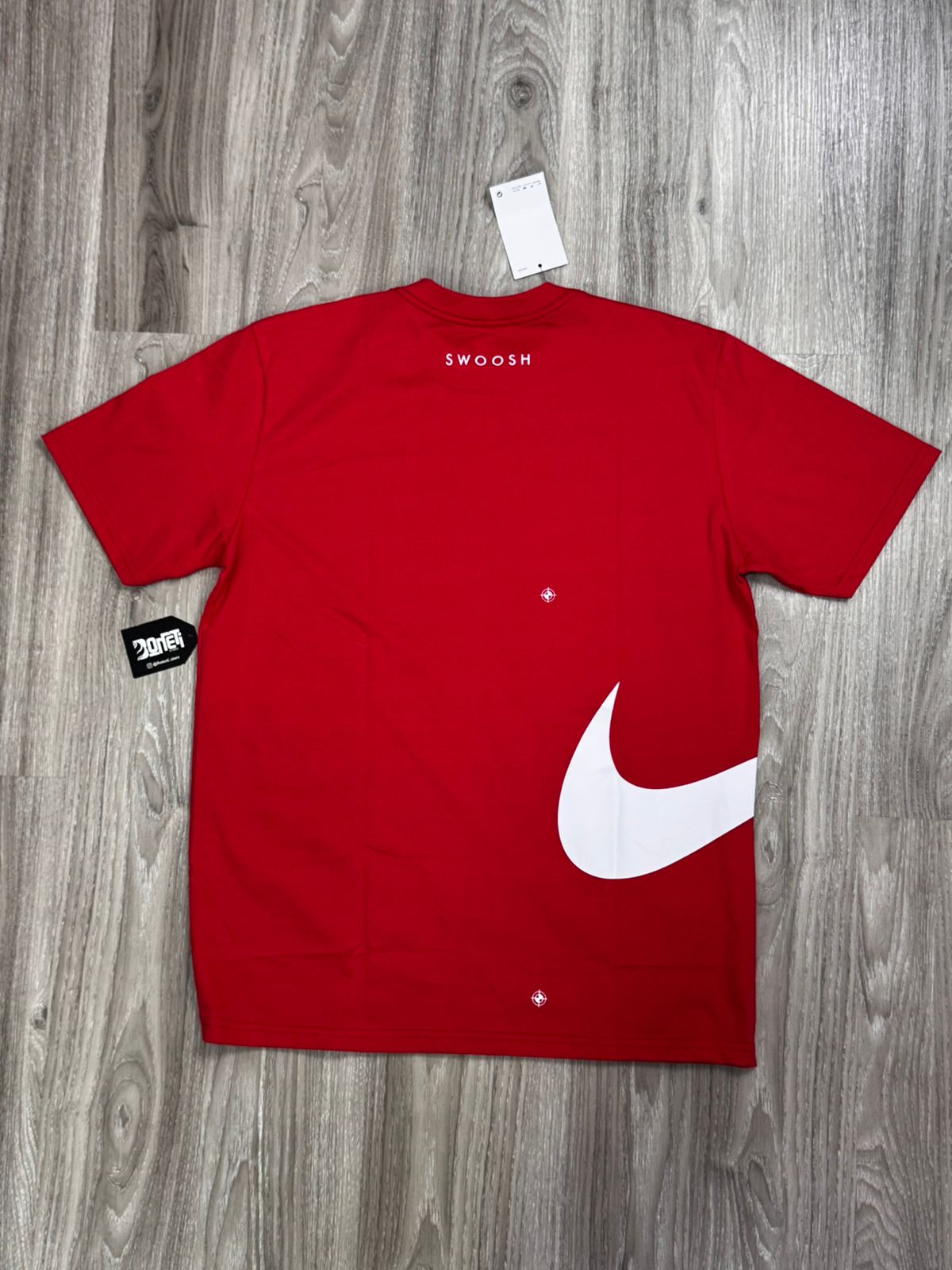 CAMISETA NK SWOOSH + JUST DO IT 25 - VERMELHA