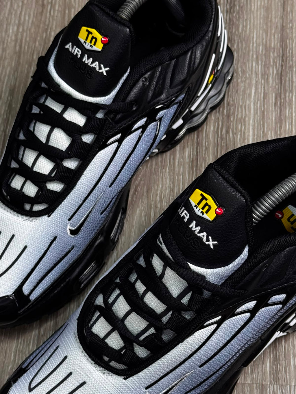 TÊNIS NK AIR MAX PLUS TN 3 - BLACK WHITE