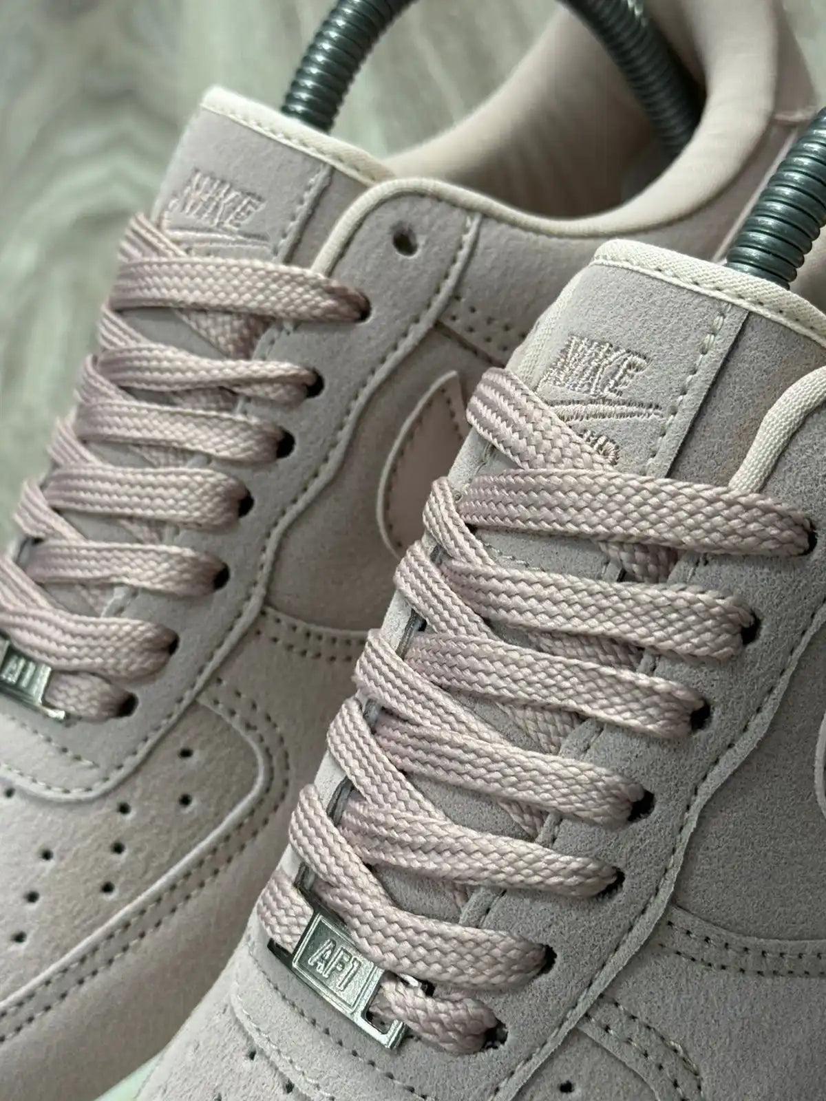 TÊNIS NK FORCE 1 - PLATINUM VIOLET