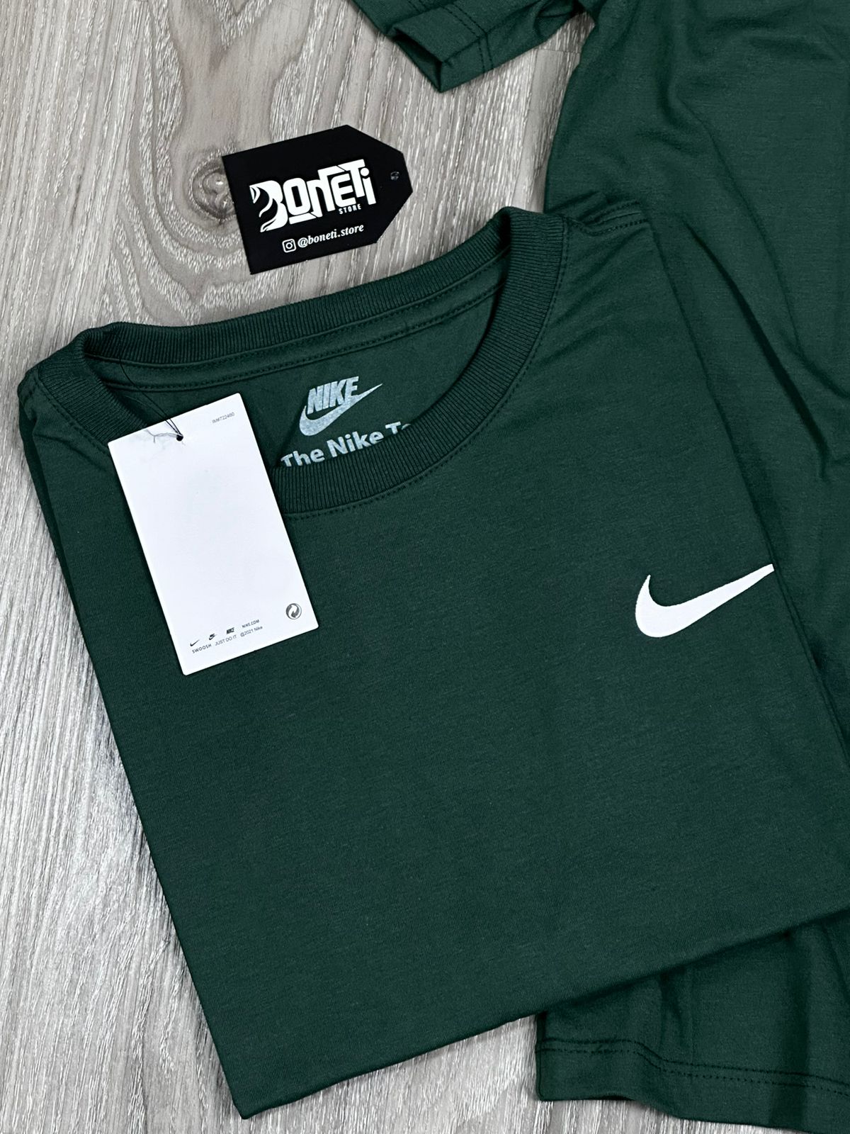 CAMISETA NK x STUSSY - VERDE