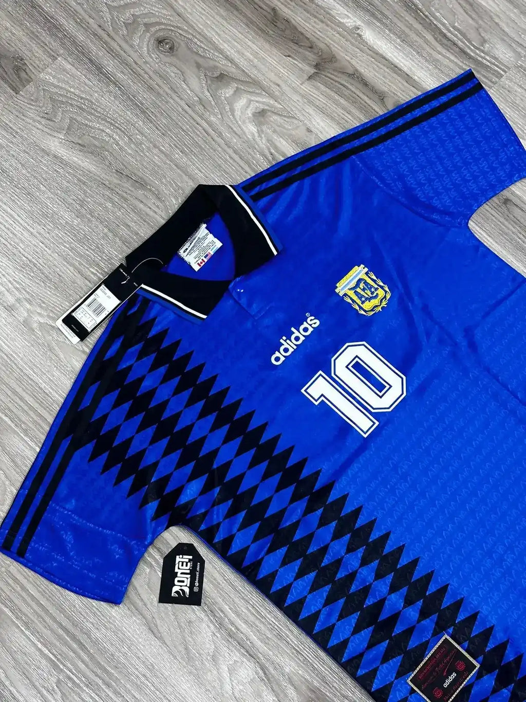 CAMISA RETRÔ ARGENTINA MARADONA